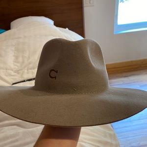 Charlie 1 Horse Felt Hat